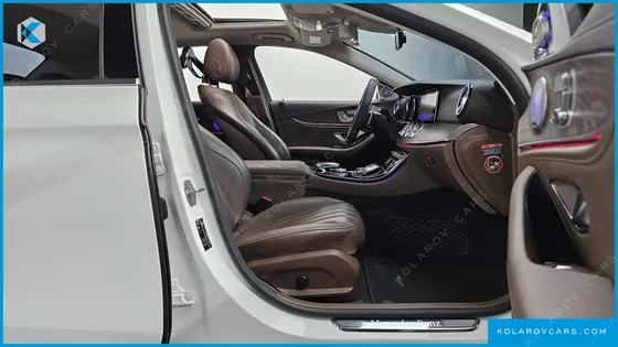 MERCEDES E-CLASS E220D EXCLUSIVE