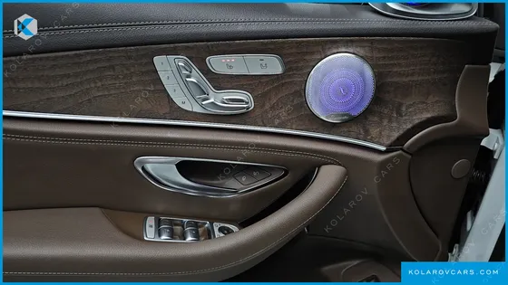 MERCEDES E-CLASS E220D EXCLUSIVE