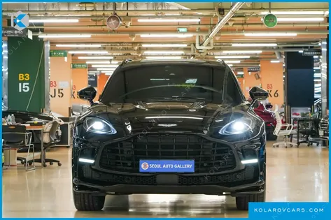 ASTON MARTIN DBX 4.0 V8 707