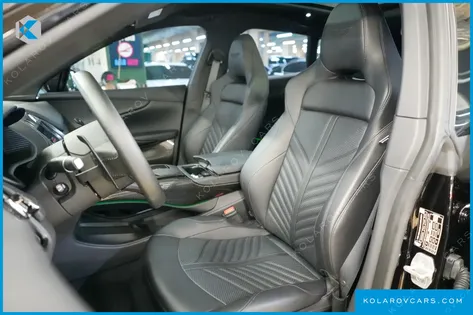 ASTON MARTIN DBX 4.0 V8 707