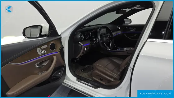 MERCEDES E-CLASS E220D 4MATIC EXCLUSIVE
