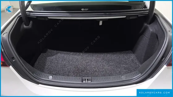 MERCEDES E-CLASS E220D 4MATIC EXCLUSIVE