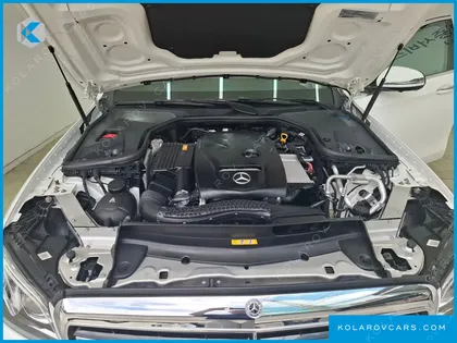 MERCEDES E-CLASS E300 4MATIC EXCLUSIVE