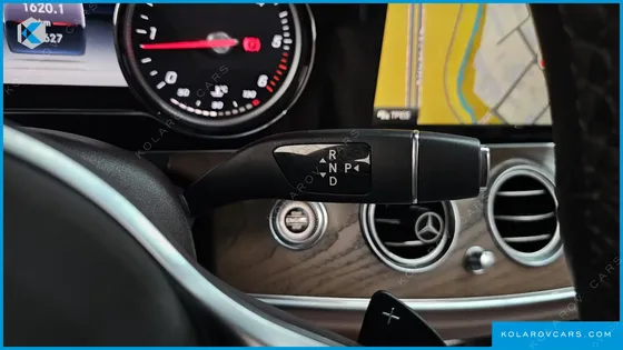 MERCEDES E-CLASS E220D EXCLUSIVE