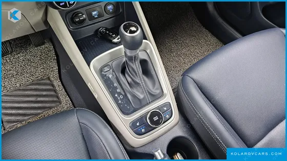 HYUNDAI VENUE 1.6 MODERN