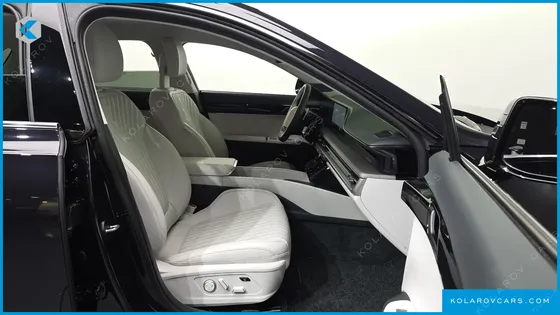 HYUNDAI GRANDEUR 3,5 GASOLINE 4WD