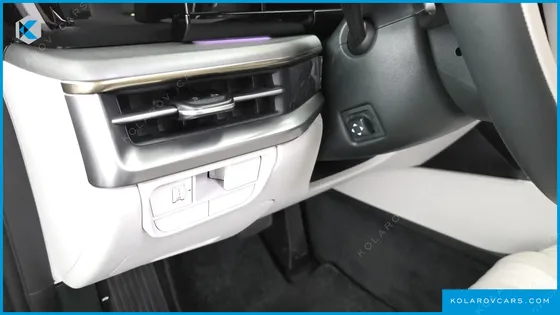 HYUNDAI GRANDEUR 3,5 GASOLINE 4WD