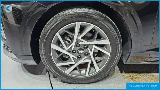 HYUNDAI GRANDEUR 2,5 GASOLINE 2WD