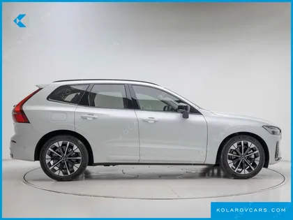 VOLVO XC60 B5 ULTRA DARK AIR SUS