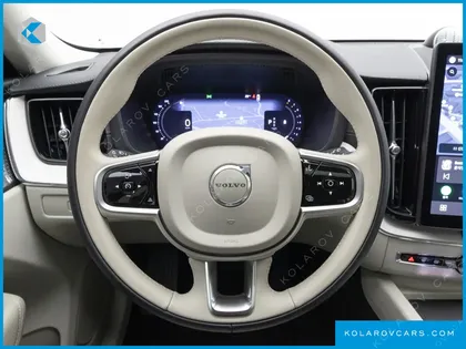 VOLVO XC60 B5 ULTRA DARK AIR SUS