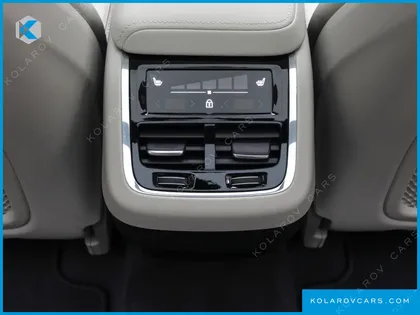 VOLVO XC60 B5 ULTRA DARK AIR SUS