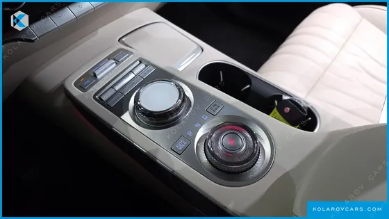 GENESIS GV70 2.5T GASOLINE 2WD