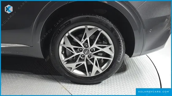 GENESIS GV70 2.5T GASOLINE 2WD