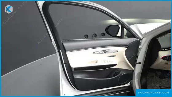 GENESIS GV70 2.5T GASOLINE 2WD