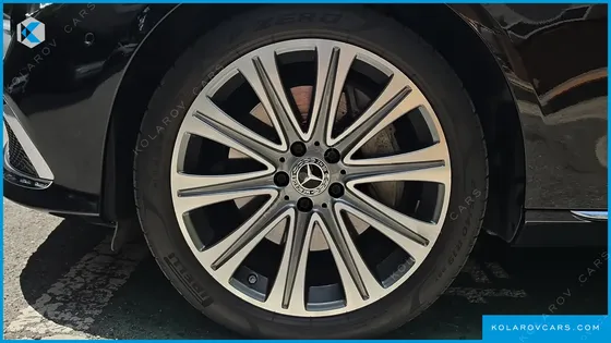 MERCEDES E-CLASS E300E 4MATIC EXCLUSIVE