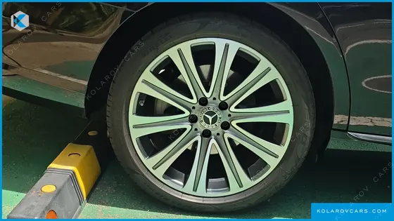 MERCEDES E-CLASS E300E 4MATIC EXCLUSIVE