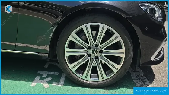 MERCEDES E-CLASS E300E 4MATIC EXCLUSIVE