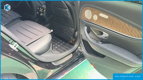 MERCEDES E-CLASS E300E 4MATIC EXCLUSIVE