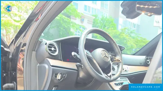 MERCEDES E-CLASS E300E 4MATIC EXCLUSIVE