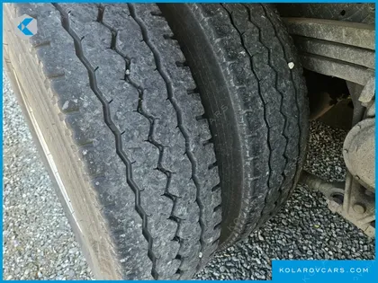 HYUNDAI EXCEED 8X4