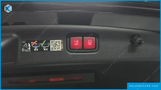 MERCEDES C-CLASS C300 4MATIC AVANTGARDE