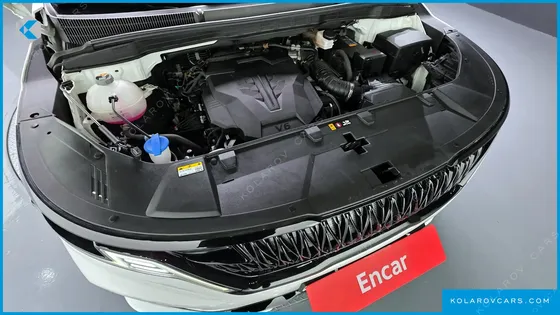 KIA CARNIVAL GASOLINE 9-SEATER PRESTIGE