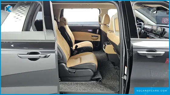 KIA CARNIVAL 9-SEATER SIGNATURE