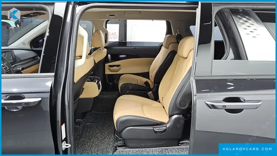 KIA CARNIVAL 9-SEATER SIGNATURE
