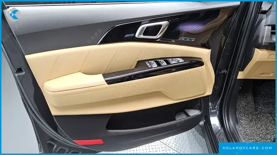KIA CARNIVAL 9-SEATER SIGNATURE