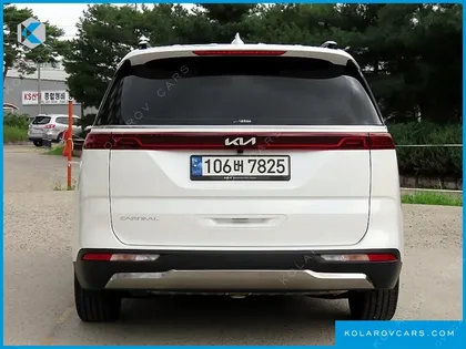KIA CARNIVAL 9-SEATER NOBLESSE