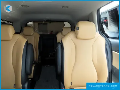 KIA CARNIVAL 9-SEATER NOBLESSE