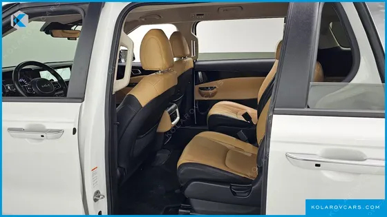 KIA CARNIVAL 9-SEATER PRESTIGE