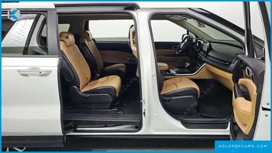 KIA CARNIVAL 9-SEATER PRESTIGE