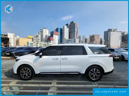KIA CARNIVAL 9-SEATER NOBLESSE