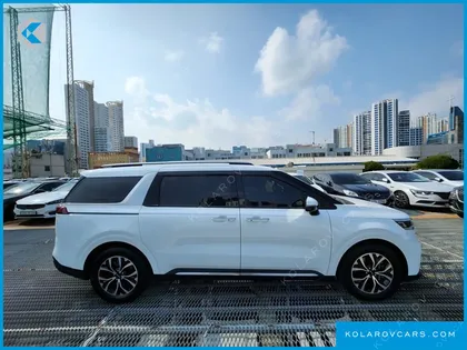KIA CARNIVAL 9-SEATER NOBLESSE