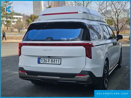 KIA CARNIVAL 9-SEATER HI LIMOUSINE