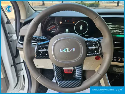 KIA CARNIVAL 9-SEATER HI LIMOUSINE