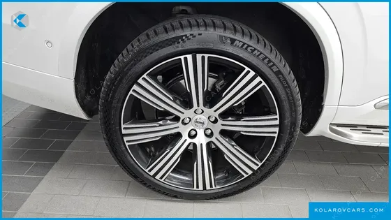 VOLVO XC90 B6 INSCRIPTION