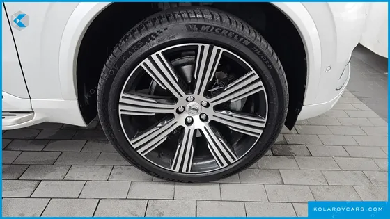 VOLVO XC90 B6 INSCRIPTION