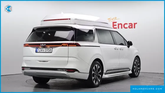 KIA CARNIVAL GASOLINE 9-SEATER HI-LIMOUSINE