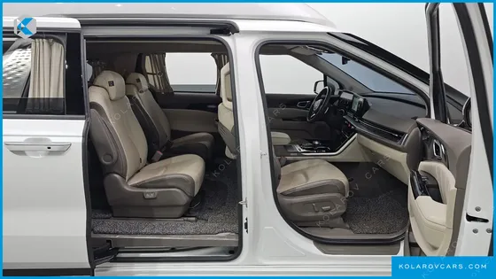 KIA CARNIVAL GASOLINE 9-SEATER HI-LIMOUSINE