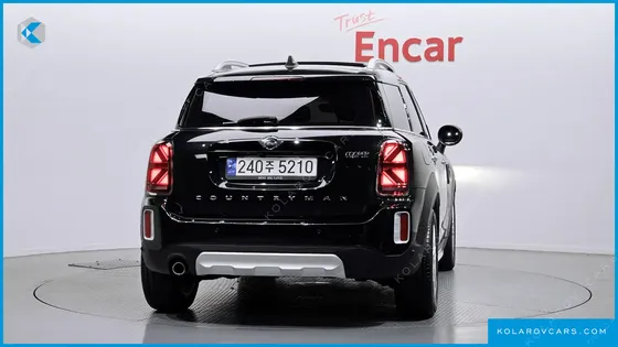 MINI COUNTRYMAN CLASSIC PLUS LAUNCH PACK