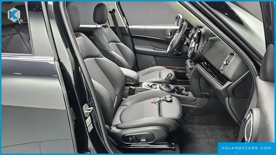 MINI COUNTRYMAN CLASSIC PLUS LAUNCH PACK