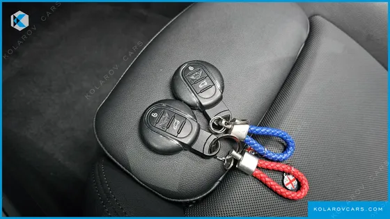 MINI COUNTRYMAN CLASSIC PLUS LAUNCH PACK