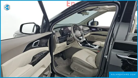KIA CARNIVAL 9-SEATER SIGNATURE