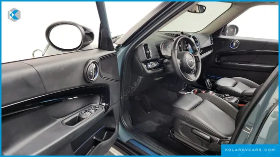 MINI COUNTRYMAN CLASSIC