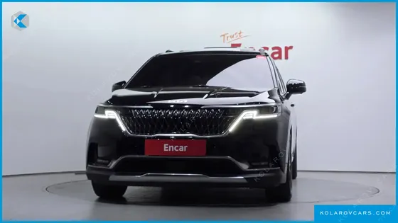 KIA CARNIVAL 7-SEATER OUTDOOR