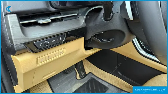 KIA CARNIVAL 7-SEATER OUTDOOR