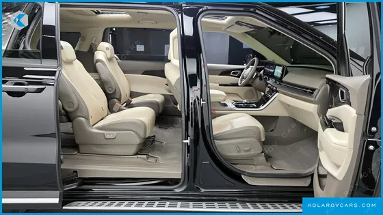 KIA CARNIVAL GASOLINE 9-SEATER NOBLESSE