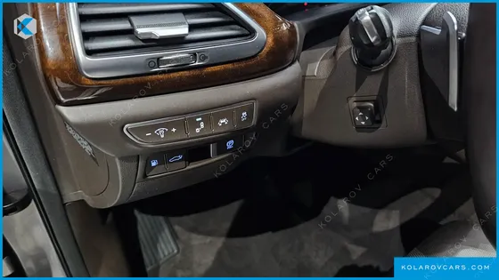 GENESIS EQ900 5.0 GDI AWD